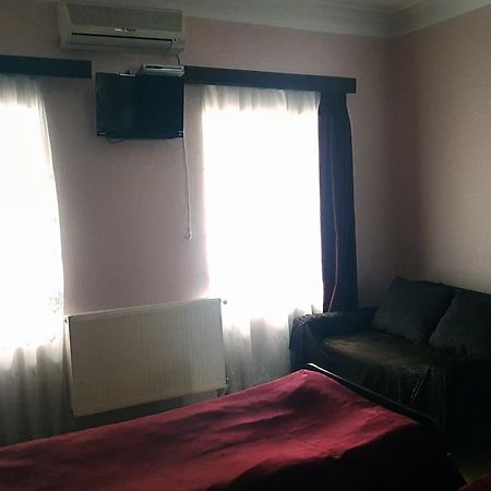 Homestay Nika Tbilisi Esterno foto