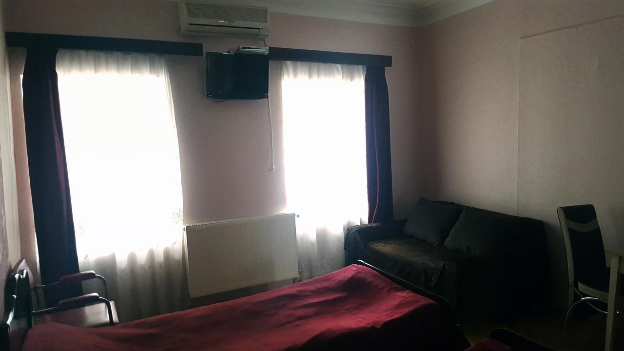 Homestay Nika Tbilisi Esterno foto